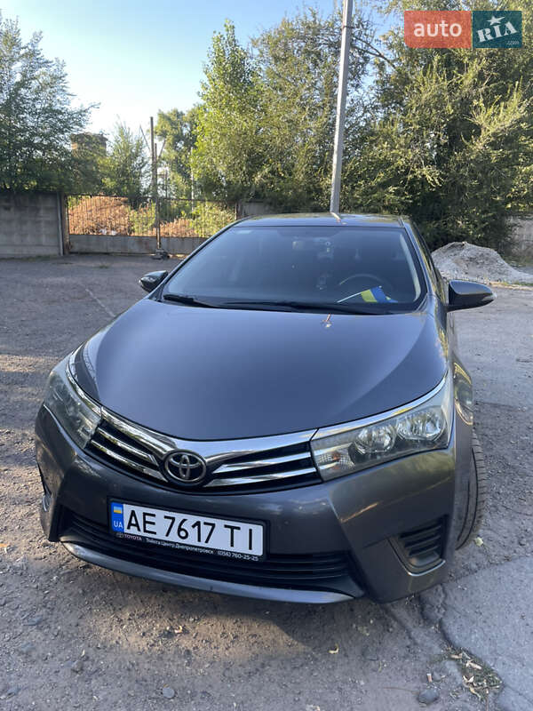 2014 toyota corolla