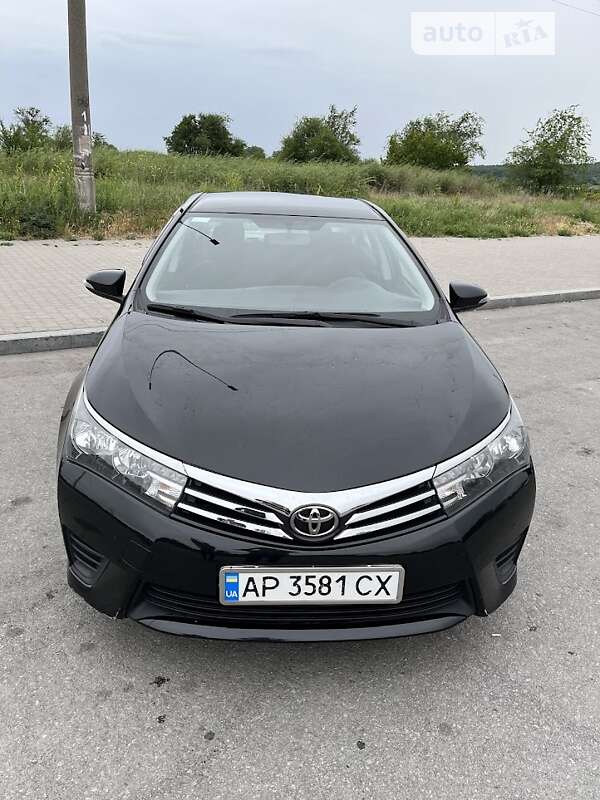 2013 toyota corolla