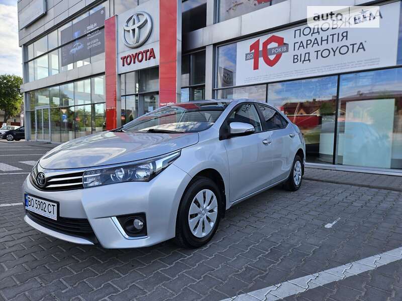 2013 toyota corolla