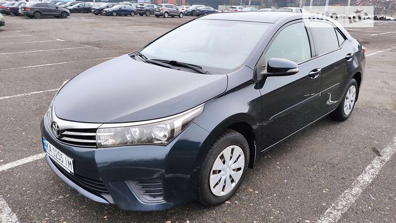 2014 toyota corolla