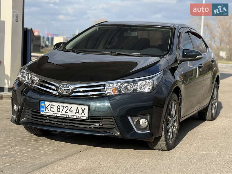 2014 toyota corolla