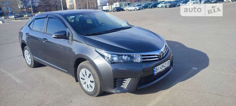2015 toyota corolla