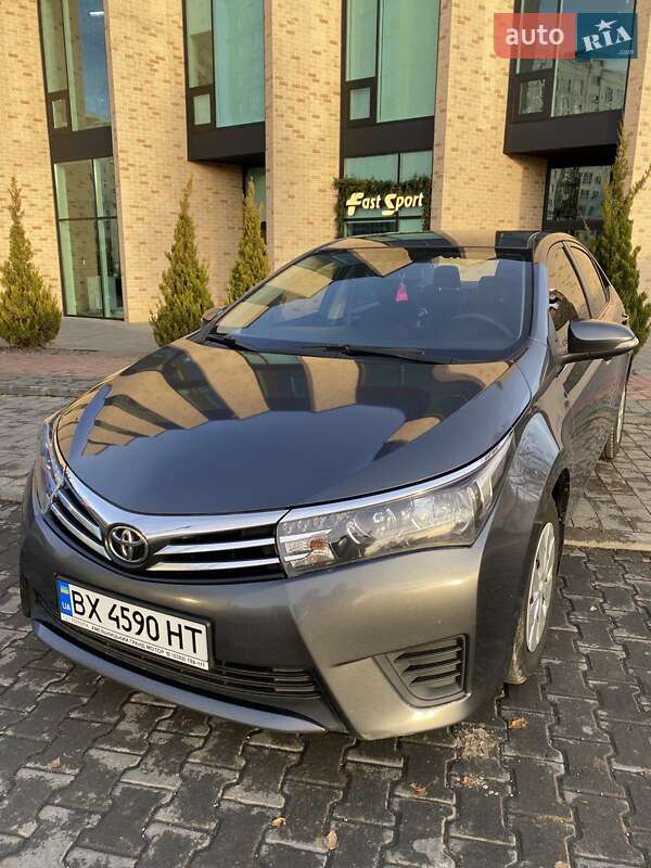 2015 toyota corolla