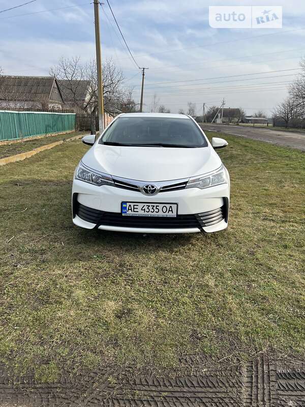 2018 toyota corolla
