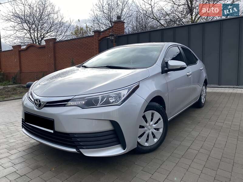2018 toyota corolla