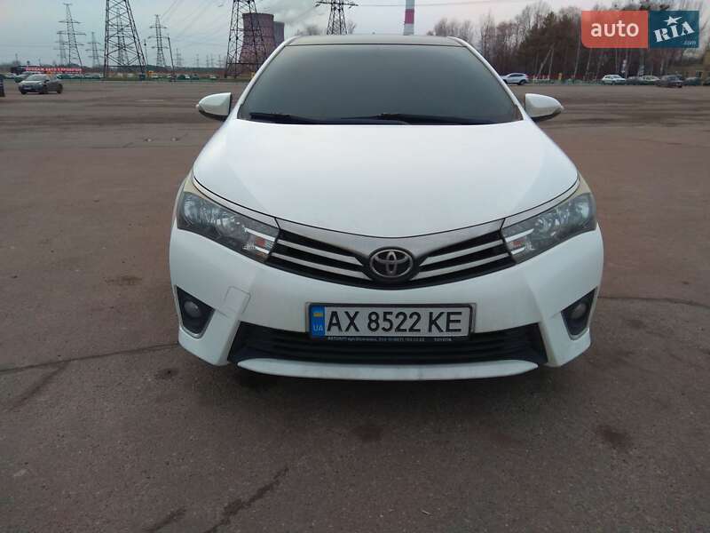2014 toyota corolla