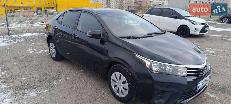 2014 toyota corolla