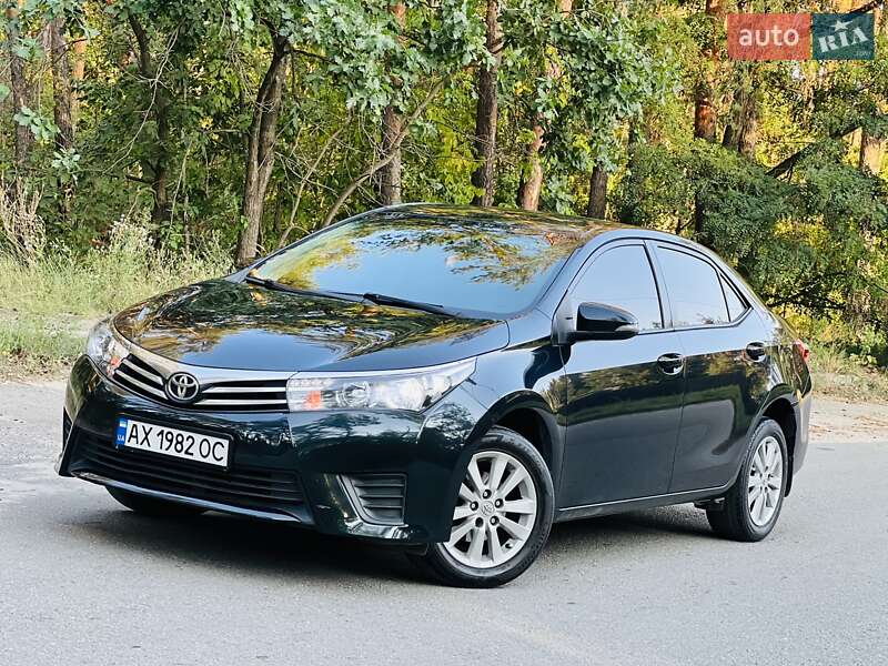 2016 toyota corolla