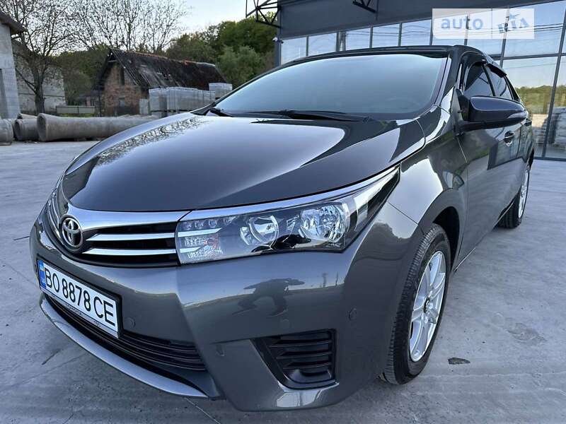 2013 toyota corolla