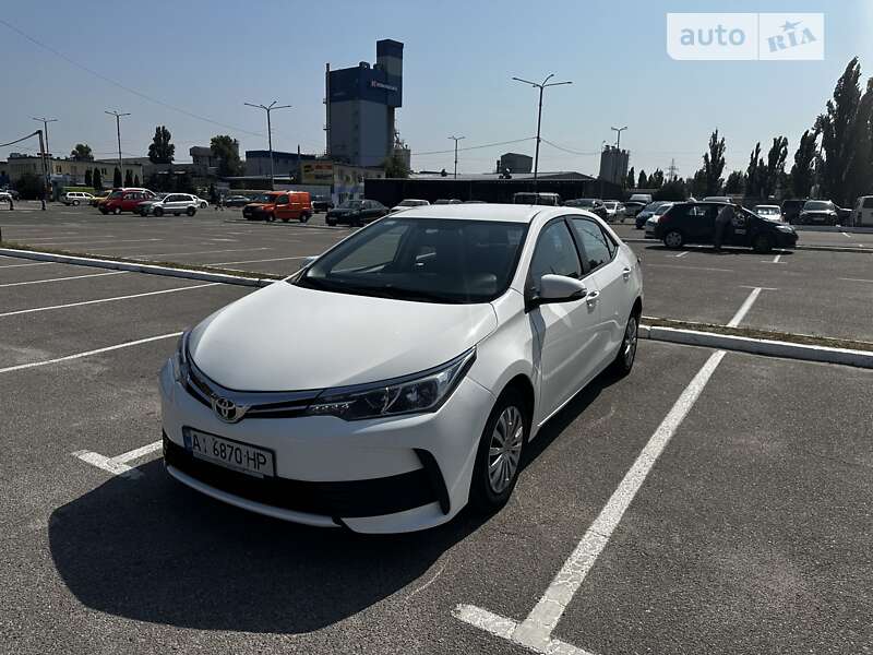 2018 toyota corolla