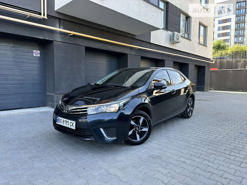 2014 toyota corolla