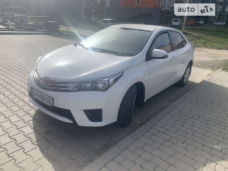2016 toyota corolla