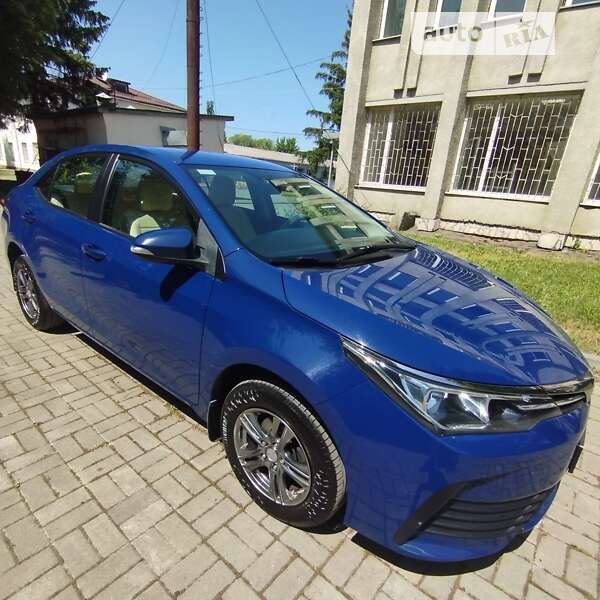 2017 toyota corolla