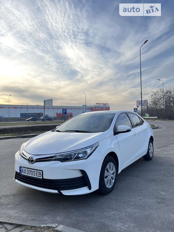 2017 toyota corolla