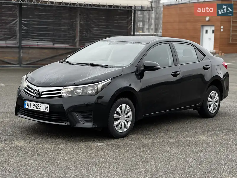 2015 toyota corolla