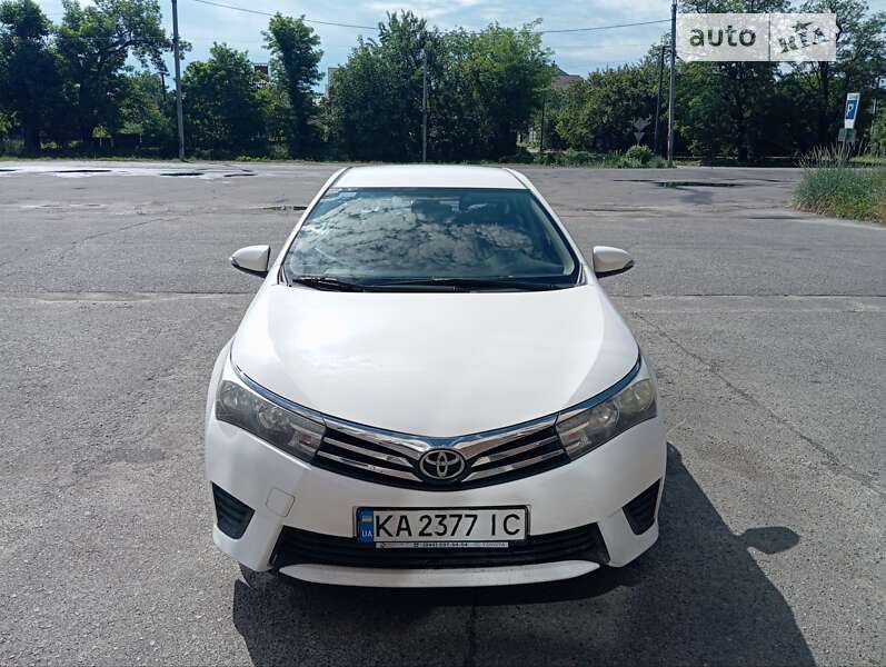 2016 toyota corolla