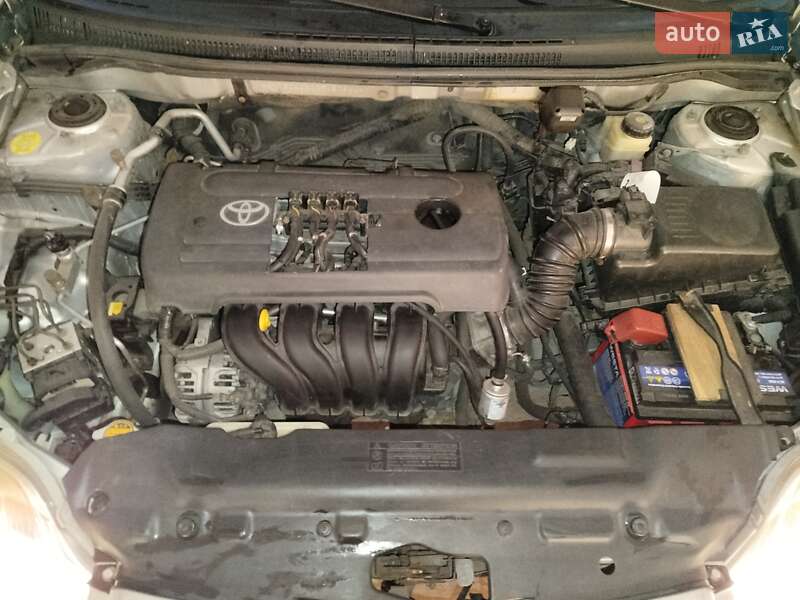 2005 toyota corolla