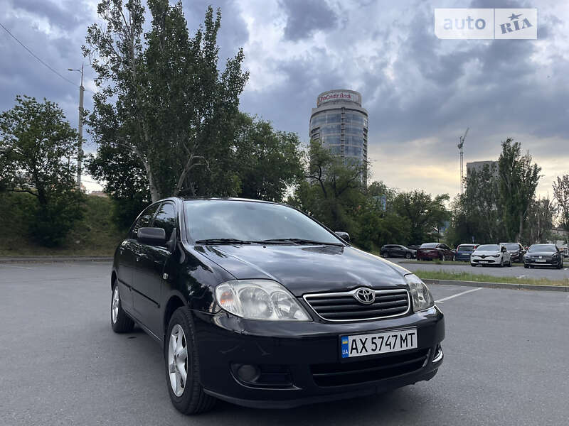 2005 toyota corolla