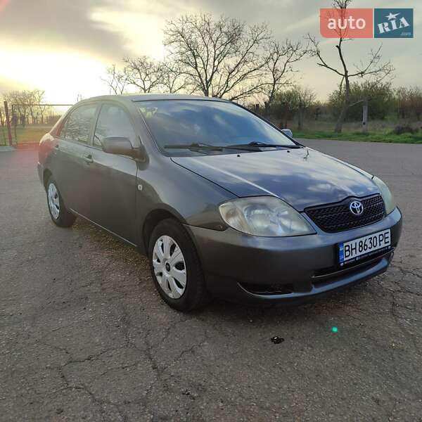2005 toyota corolla