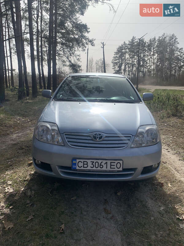 2004 toyota corolla