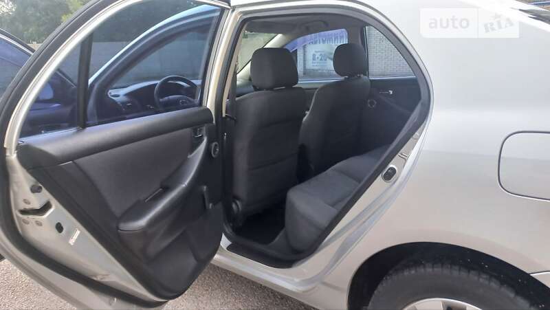 2003 toyota corolla