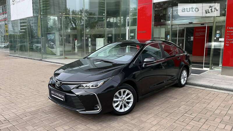 2022 toyota corolla hybrid