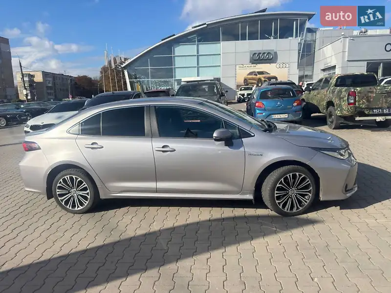 2020 toyota corolla