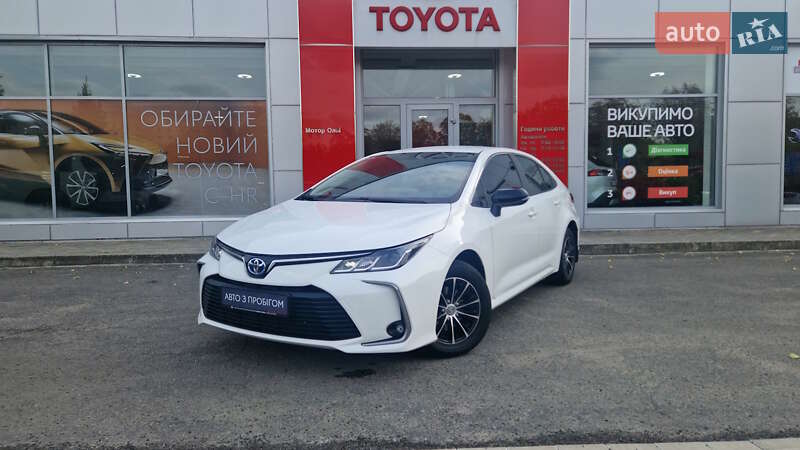 2022 toyota corolla hybrid