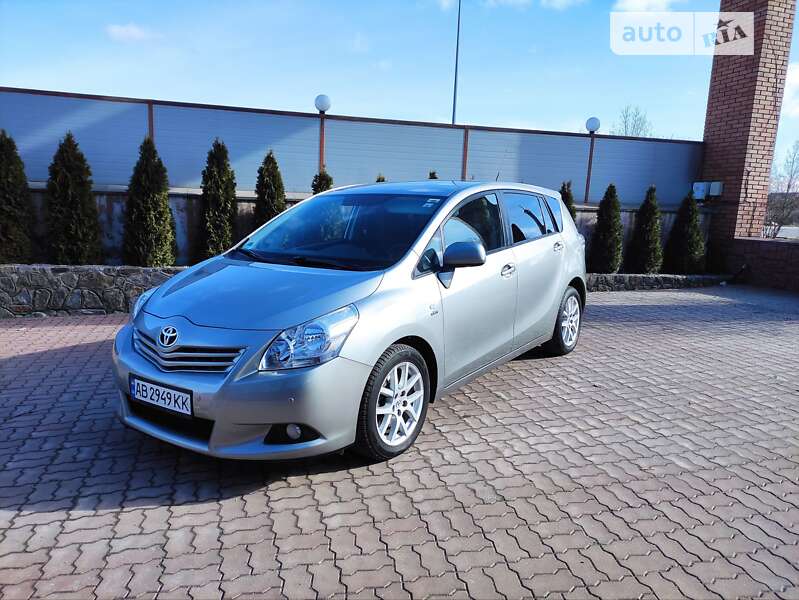 2012 toyota verso