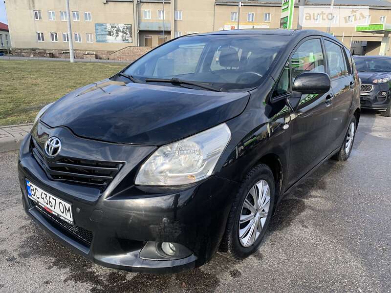 2009 toyota verso