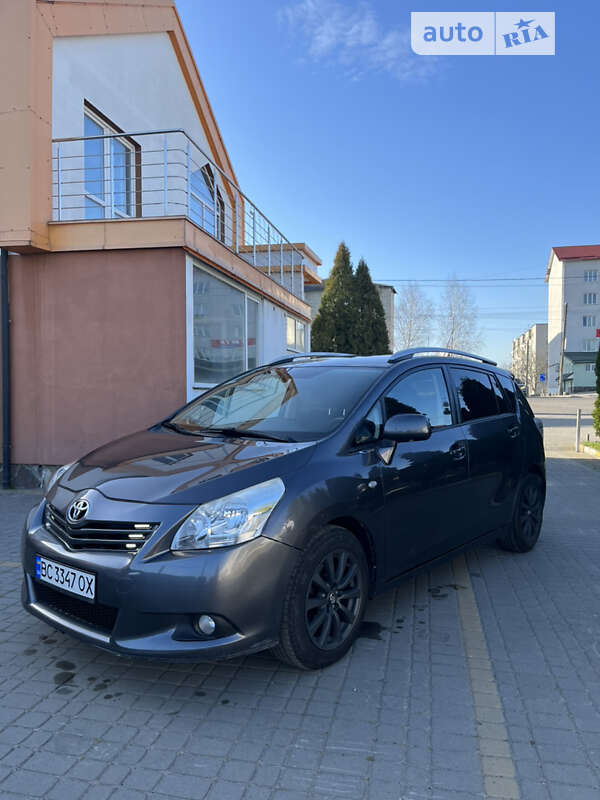 2009 toyota verso