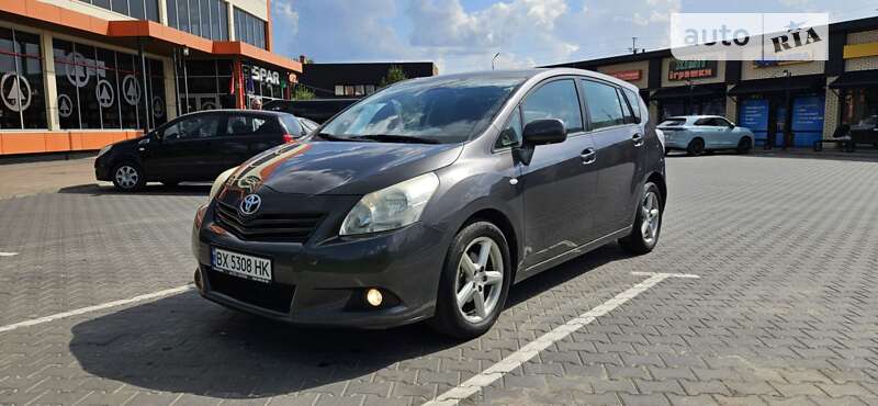 2009 toyota verso