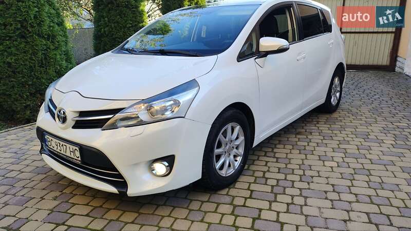 2014 toyota verso
