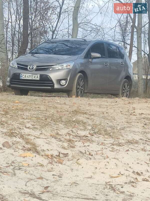 2014 toyota verso
