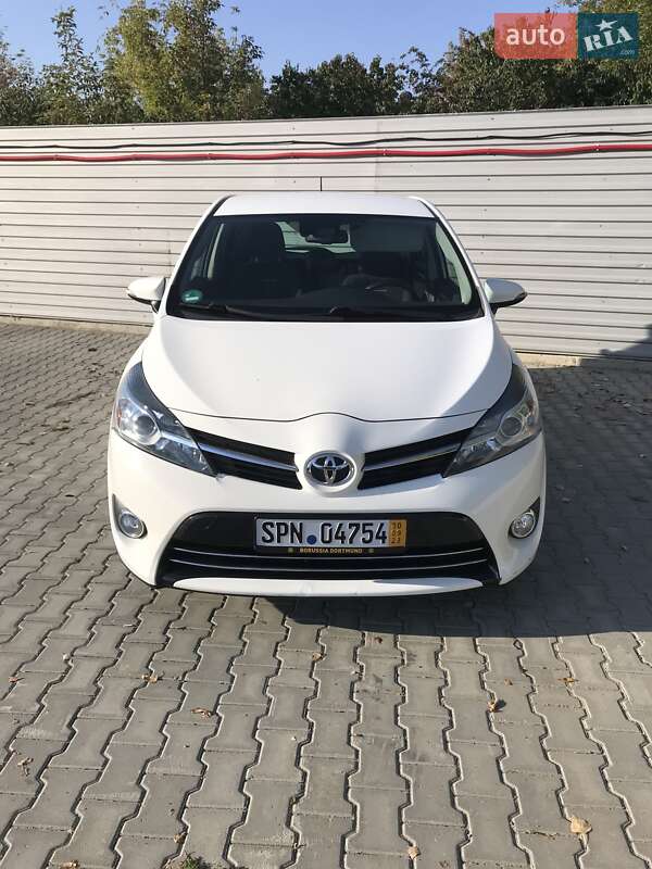 2016 toyota verso