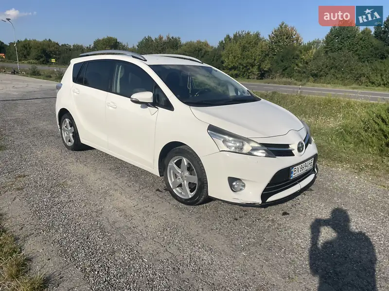 2014 toyota verso