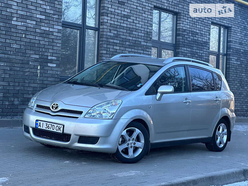 2006 toyota corolla verso