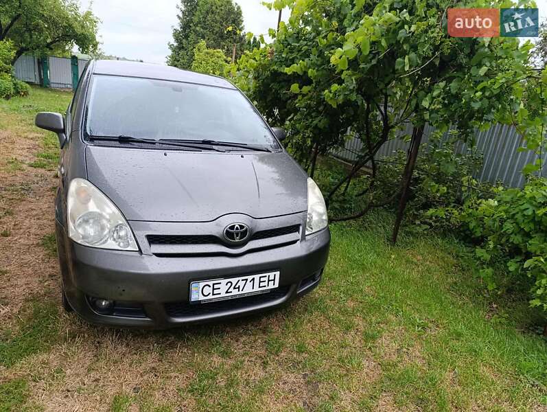 2006 toyota corolla verso