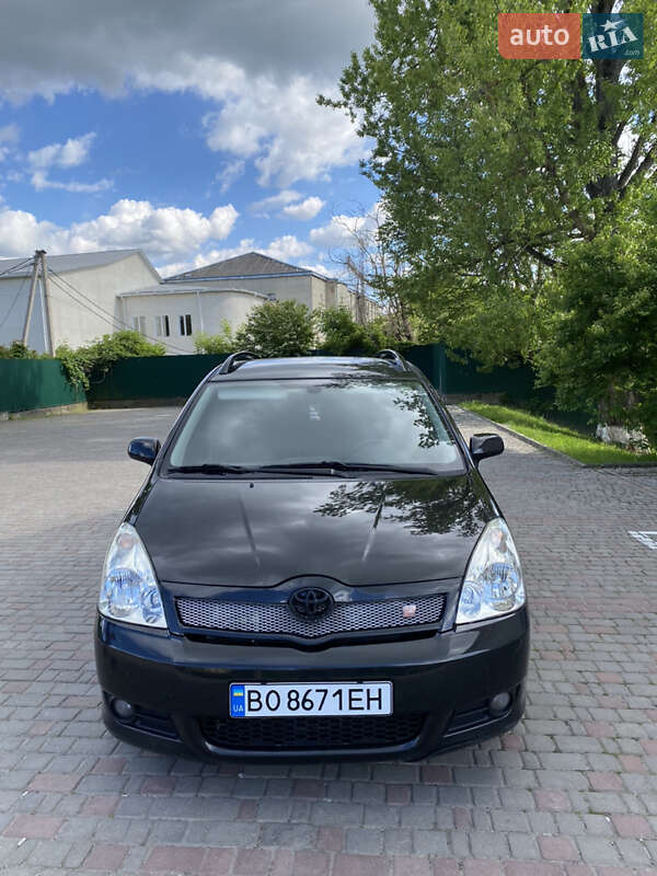 2007 toyota corolla verso