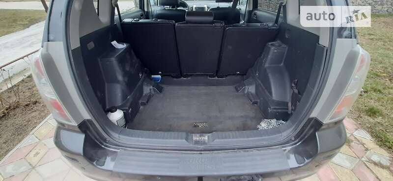 2007 toyota corolla verso