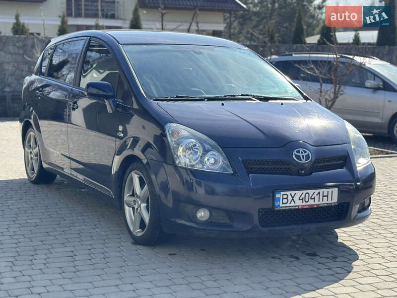 2008 toyota corolla verso