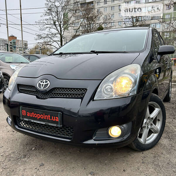 2007 toyota corolla verso