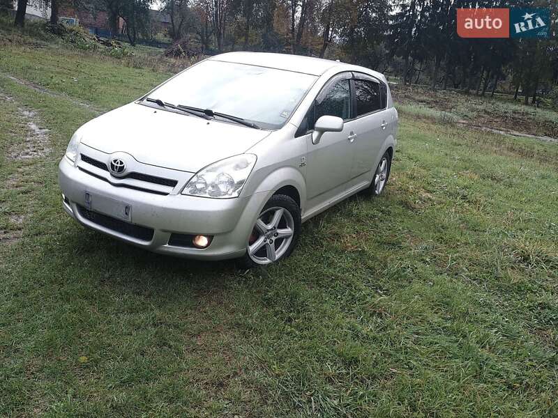 2006 toyota corolla verso