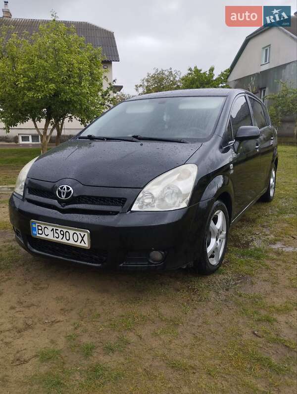 2006 toyota corolla verso