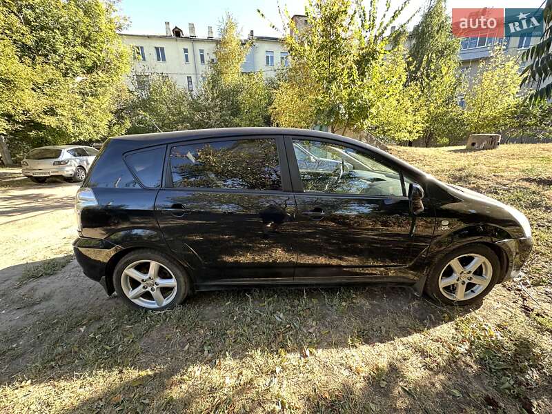 2006 toyota corolla verso