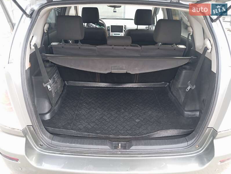 2007 toyota corolla verso