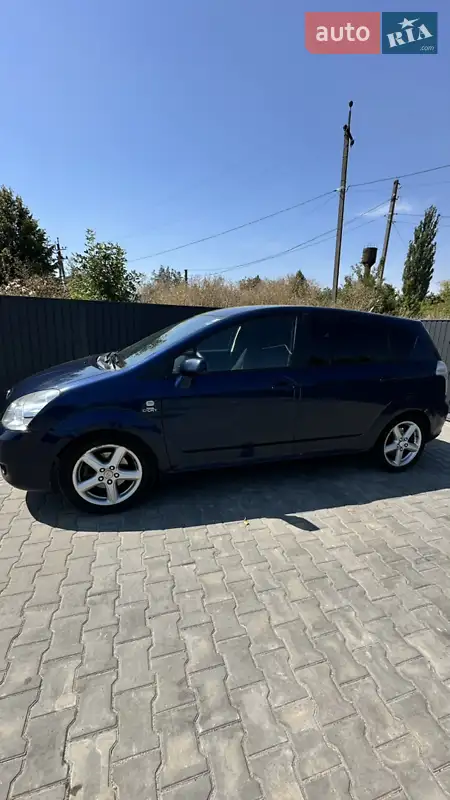 2006 toyota corolla verso