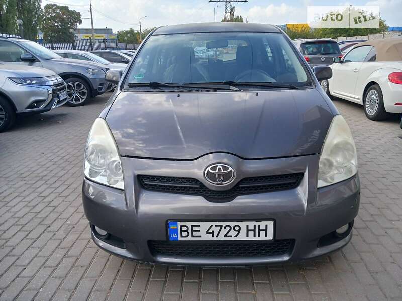 2007 toyota corolla verso