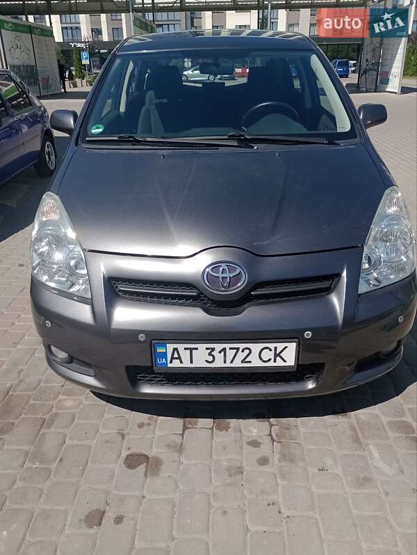 2007 toyota corolla verso