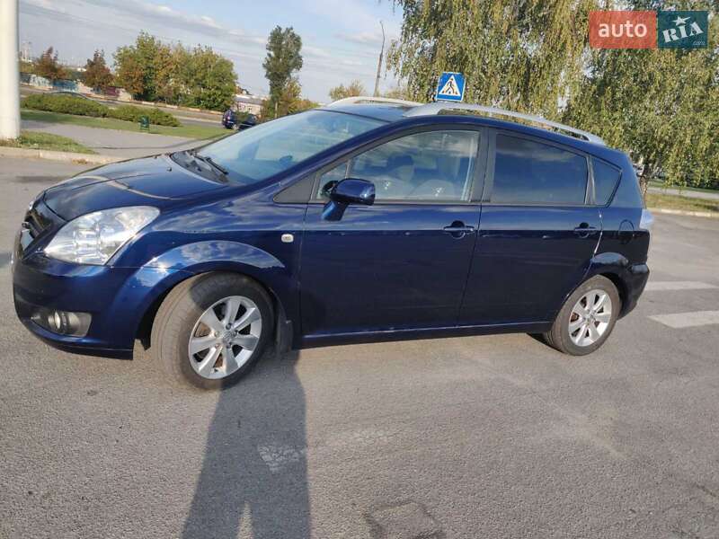 2008 toyota corolla-verso